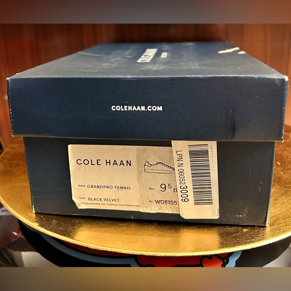 🖤🤍Black Velvet Cole Haan Ladies Tennis Shoes BNIB 🤍🖤 - Picture 12 of 12